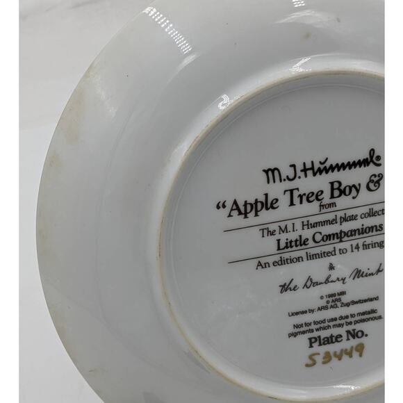 MJ Hummel Little Companions Plate Collection Set 2 Limited Edition, Danbury Mint - Picture 2 of 8